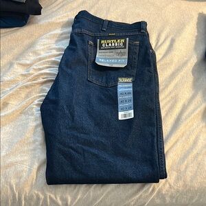 Rustler Classic Men's Blue Jeans